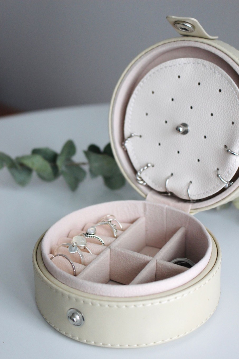 Accessories & Gift Boxes CreatiVal | Round Jewelry Box