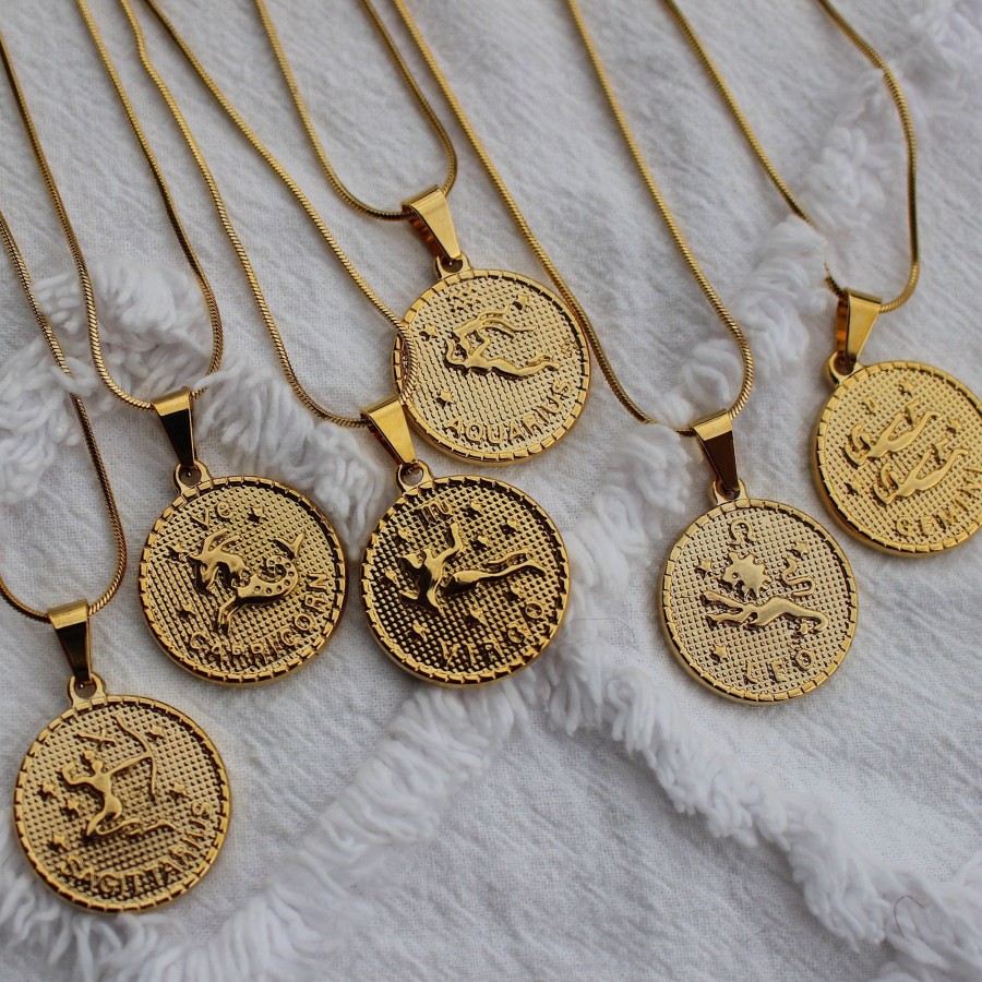 Necklaces CreatiVal | Astro Necklace With Medallion - Gold