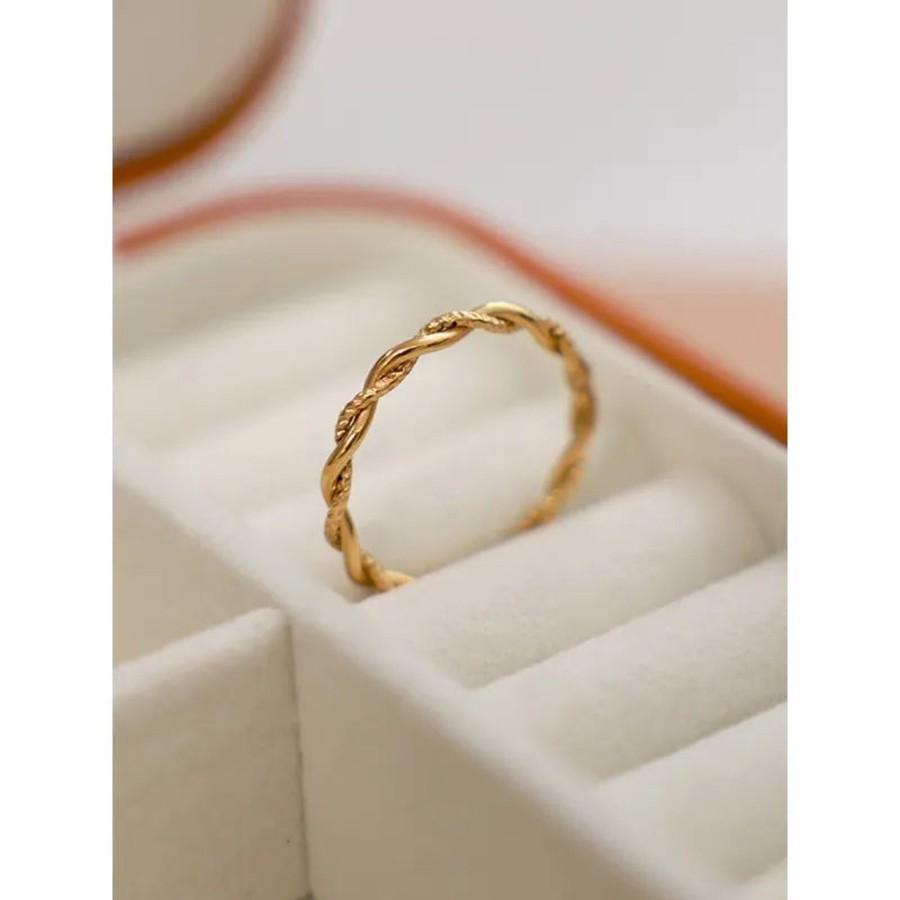 Rings CreatiVal | There Is